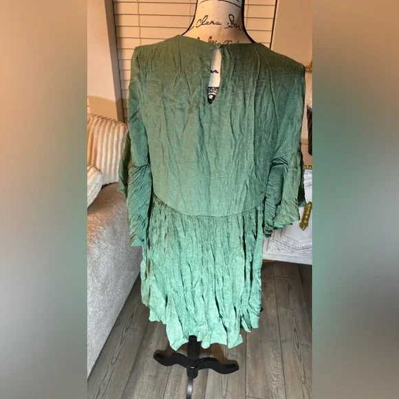 Umgee Sage Green and Embroidered dress - Picture 8 of 11